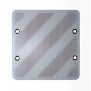 Panneau de signalisation réfléchissant