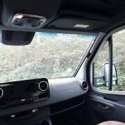 Store d'occultation REMIfront Pare-brise - Mercedes Sprinter : Sprinter de 2013 à 2018 / Crafter de 2006 à 2016 - Gros capteur de pluie